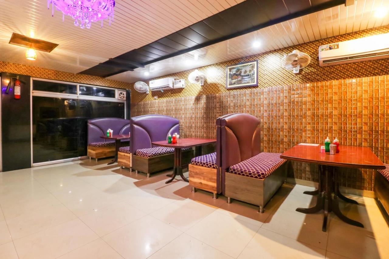 Oyo 6908 Hotel Royal City Azamgarh Экстерьер фото